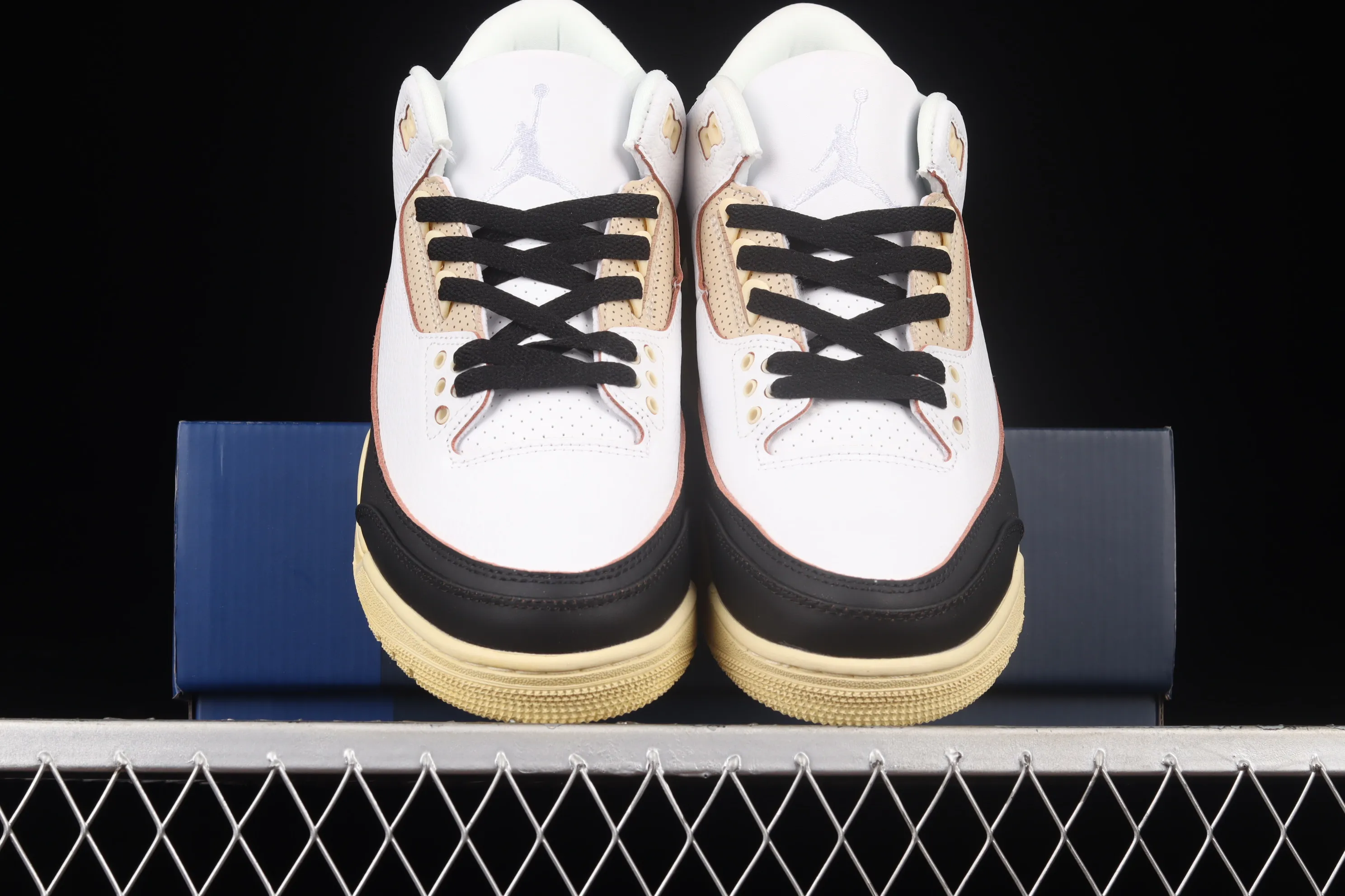 All categories Air Jordan Jordan series basketball shoes Air Jordan 3 Fragment Design x Air Jordan 3 AJ3 Joe 3 Hiroshi Fujiwara white black blue Lightning joint DA3595-100